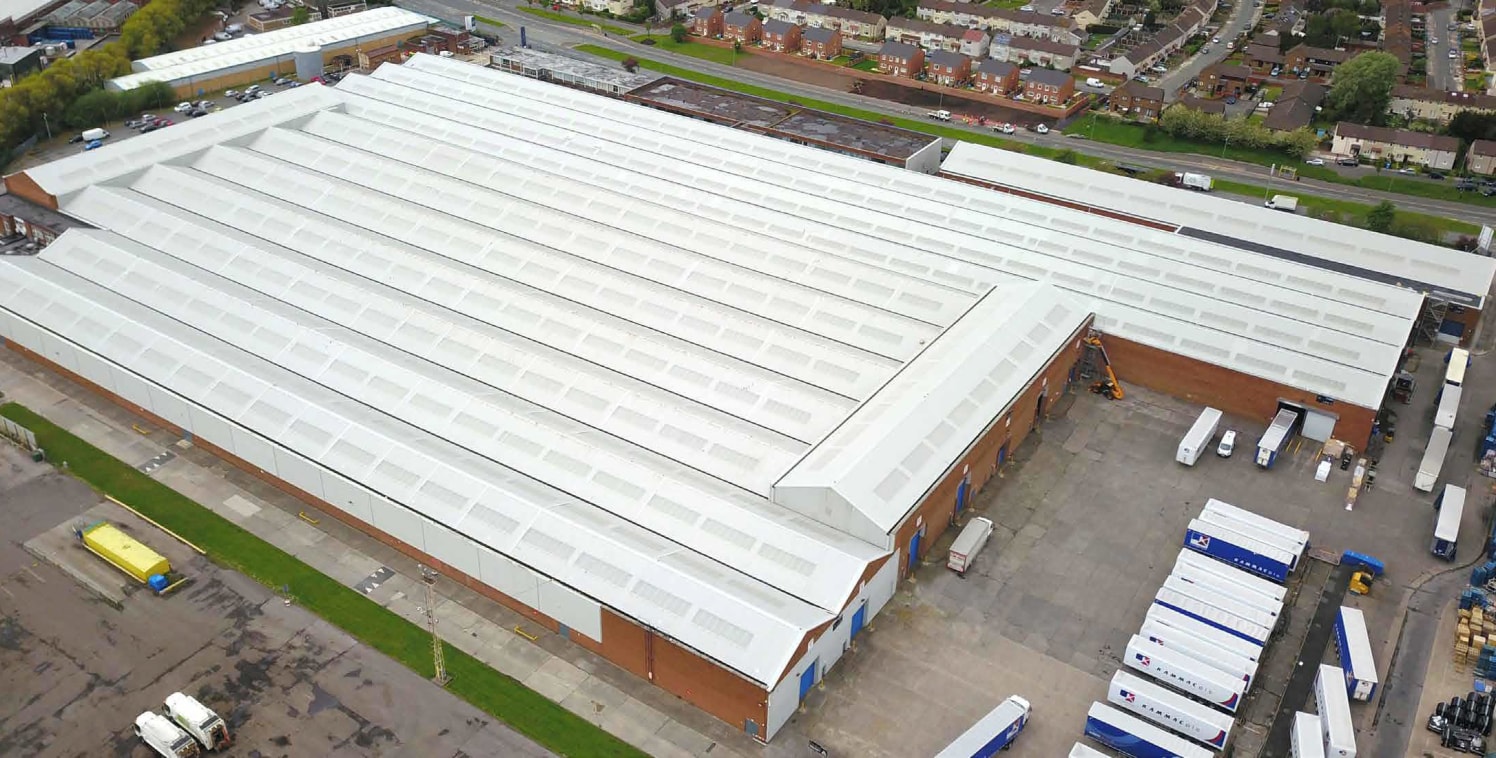 Gross internal area of 137,250 sq ft of warehouse space, with 3,010 sq ft of office provision. 7.6m clear working height. 2 dock loading and 6 level access loading doors. Ground floor office accommodation. Fluorescent strip lighting and gas heating....