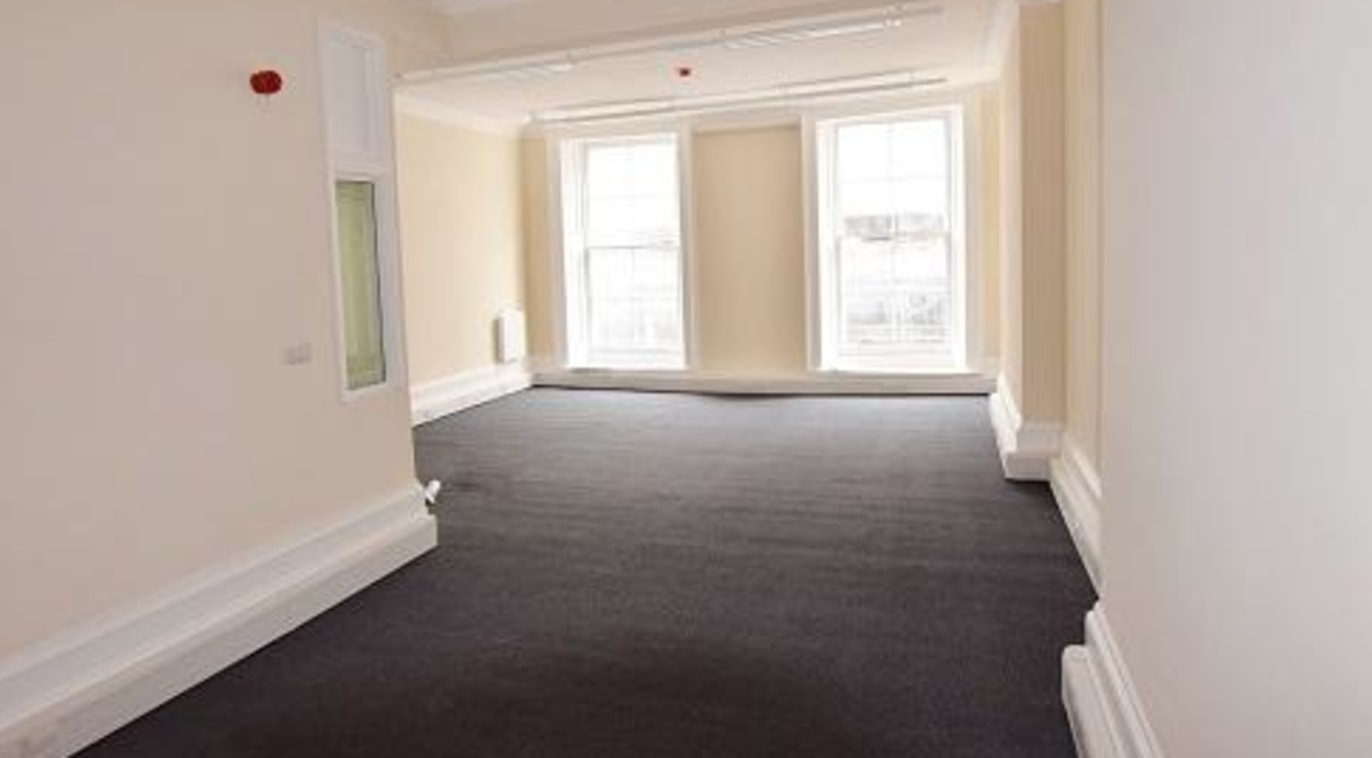 Available immediately Self-contained period office building in the heart of Moorgate....