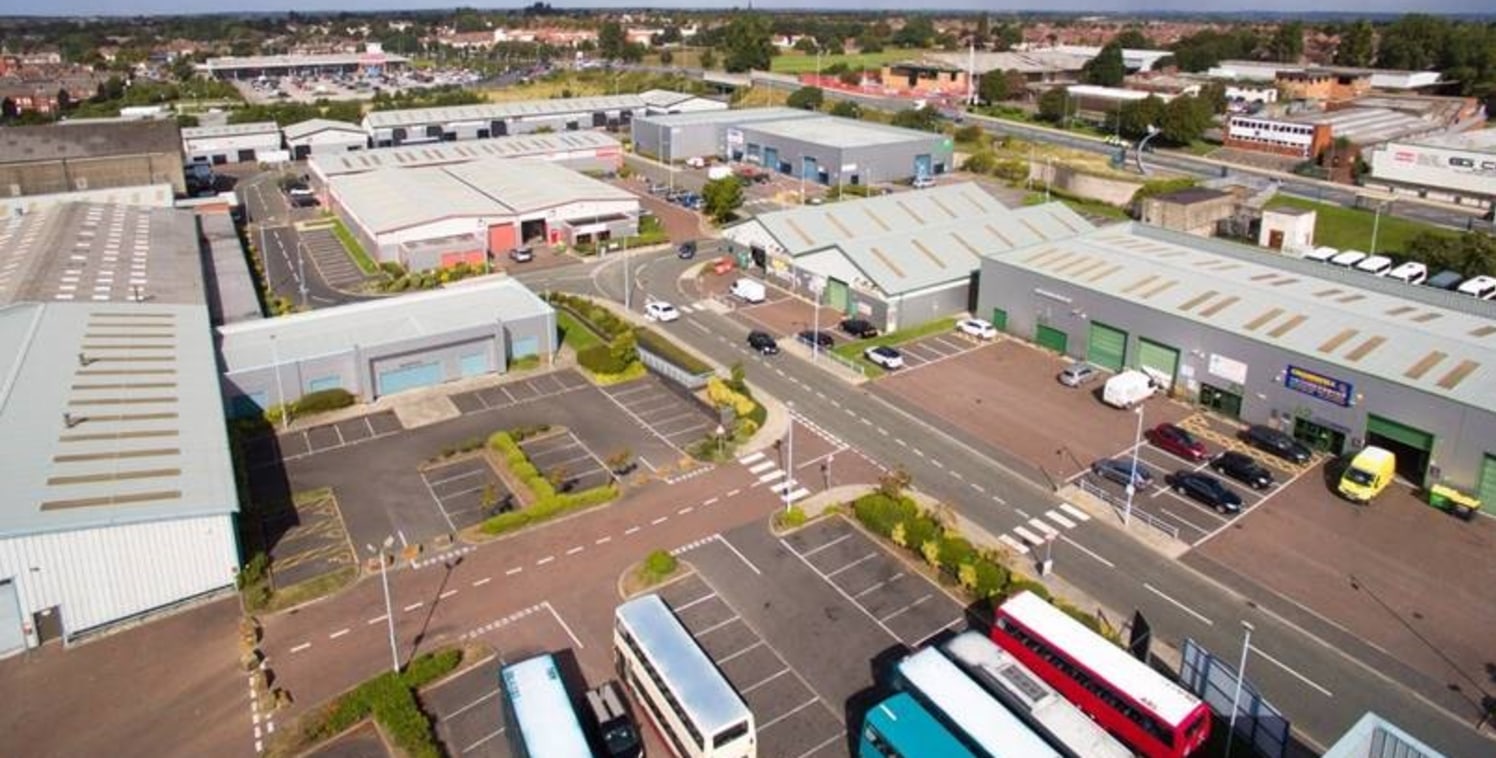 CCTV, on-site manned security lodge and electronically operated entrance gates. Staff/visitor parking. Internal offices. Less than 1 mile away from the docks. Ground floor offices. All mains services. Securable yards and dedicated parking. Suitable f...