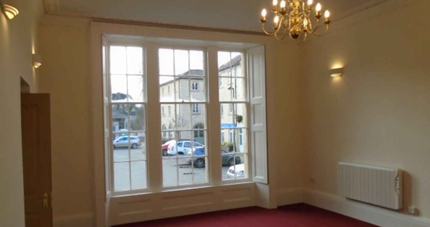 Refurbished Perios Offices.

The property is a Grade II listed three storey property with separate entrances at lower and upper ground floors. The premises have been refurbished to a high specification taking into account the listed nature of the pro...