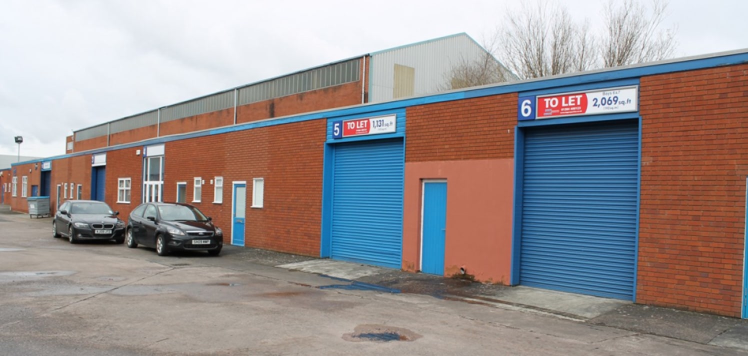 <p>The Pensnett Estate, Kingswinford, West Midlands is one of the largest secure industrial estates in Europe, comprising of 185 acres and is home to almost 200 companies.&nbsp; The estate provides a secure, pleasant and attractive working environmen...