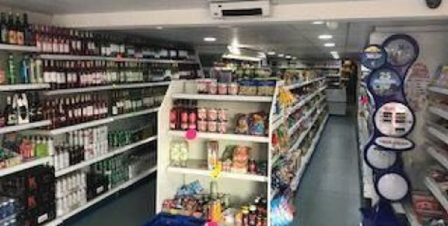 The premises are prominently located on an enviable trading position on Black Swan Lane in Luton suburbs of Leagrave and Bushmead. The store is totally unopposed in a densely populated residential area and greatly benefits from free parking spaces to...