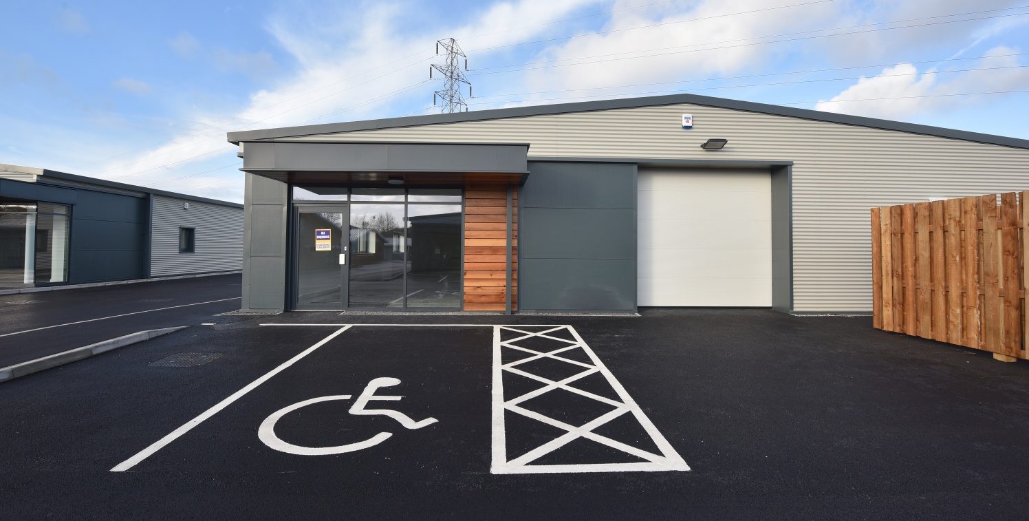 New detached business premises suitable for adapting to offices, laboratory and hi-tech industrial space.

2,413 sq ft

Leasehold £24,000 p.a.

Insurance - £1,437 p.a.
