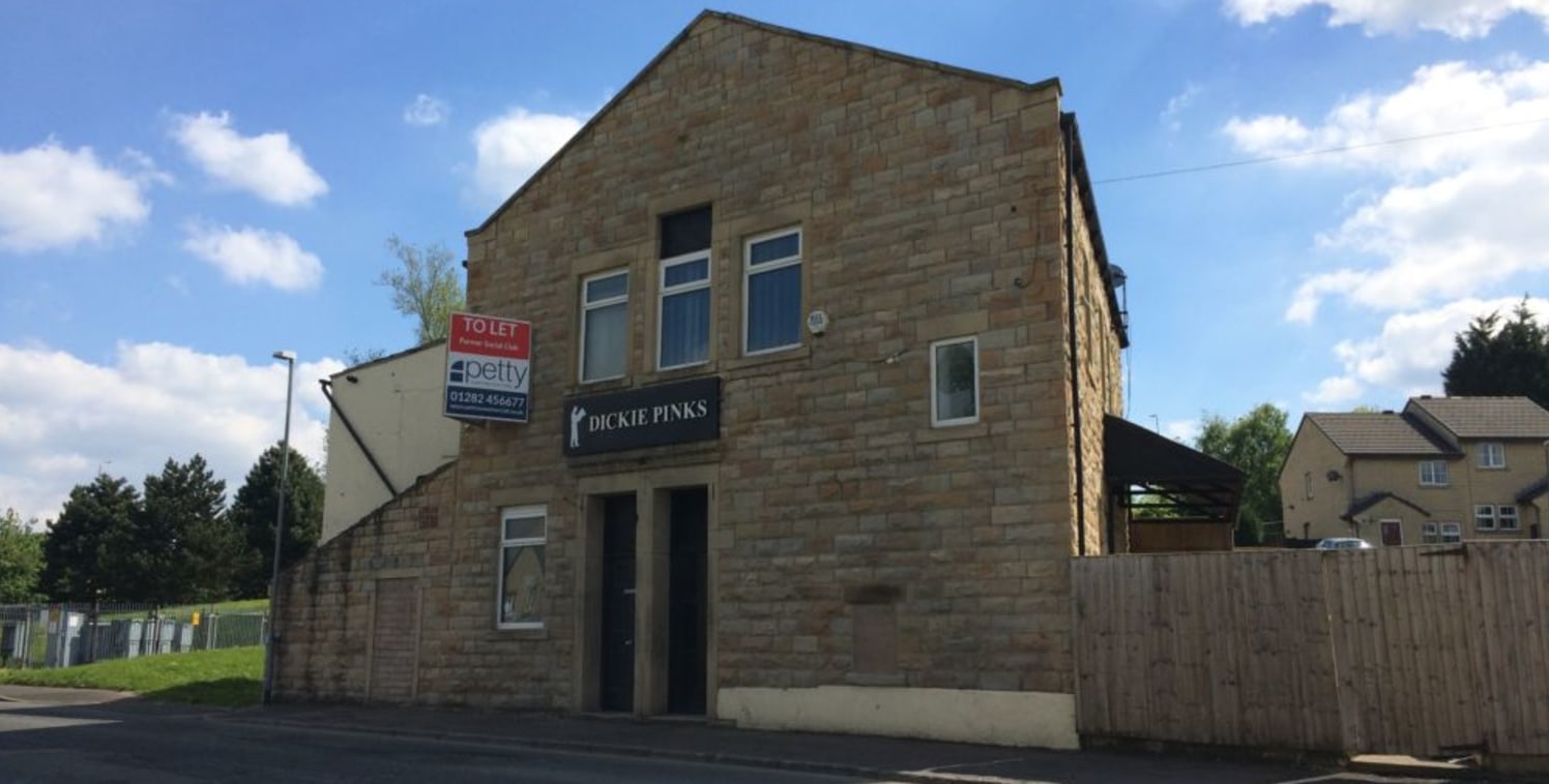 LOCATION\n\nThe property is situated on Tunnel Street close to its junction with Pendle Way. The property is located close to of junction 10 of the M65 with Burnley and Padiham town centres also within close proximity....