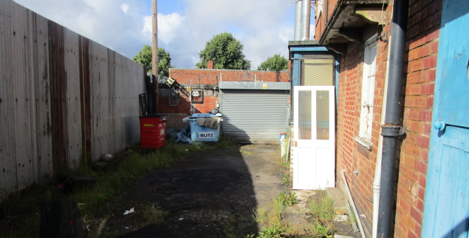 The premises comprises of a semi-detached industrial/warehouse unit with office and ancillary accommodation which is set back from the road. The unit is of steel frame construction with brick/blockwork elevations beneath a flat roof which is insulate...