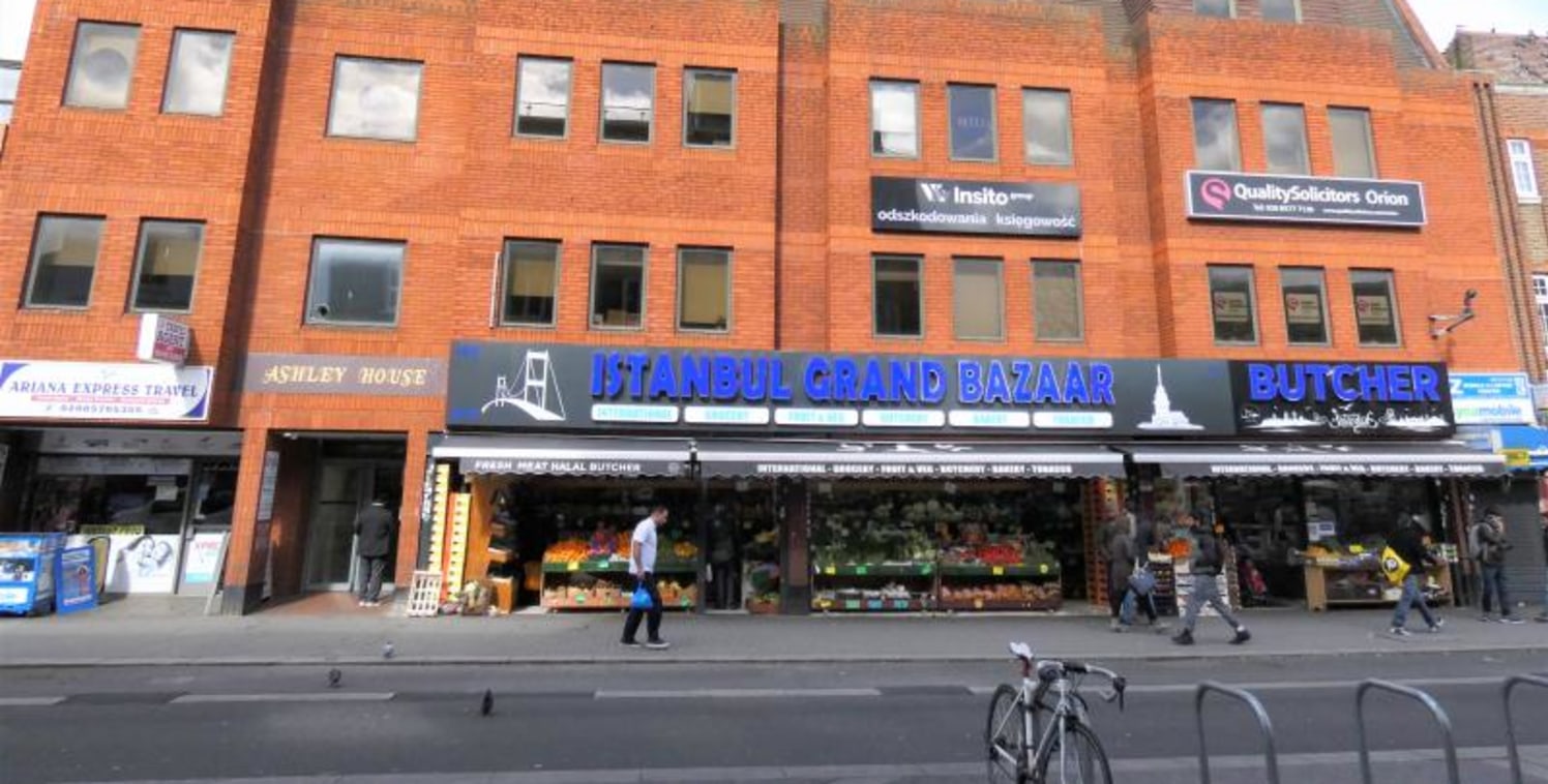 Ashley House is a Town Centre office building close to High Street amenities and excellent public transport links. The building provides office accommodation over 4 floors.\n\nTERMS\n\nA new FRI lease is available for a term to be agreed.\n\nRENT\n\n...