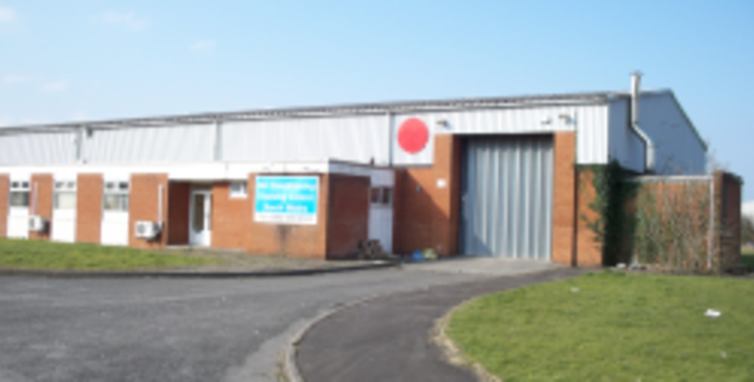 UNIT 33 BENNETT STREET BRIDGEND INDUSTRIAL ESTATE CF31 3SH\n\nTO LET\n\n5,065 Sq.Ft.\n\nA semi-detached end workshop unit prominently situated close to Western Avenue. Unit has benefit of additional office and ancillary accommodation at ground floor...