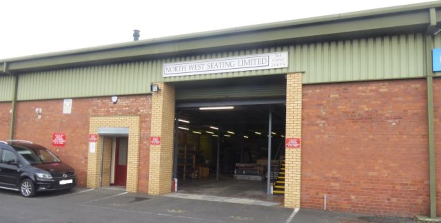 Offering high versatility, the open-plan industrial unit with a mezzanine floor is smartly designed with a 13 ft high by 14 ft wide steel roller shutter door allowing fork-lift and other vehicular access to the first floor. The lower floor has a 10 f...