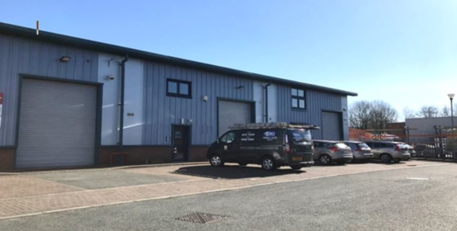 **UNDER OFFER*** The property comprises a mid-terrace portal framed commercial unit, which provides both ground and first floor office accommodation, together with a ground floor store/warehouse facility.

The office accommodation at ground floor lev...