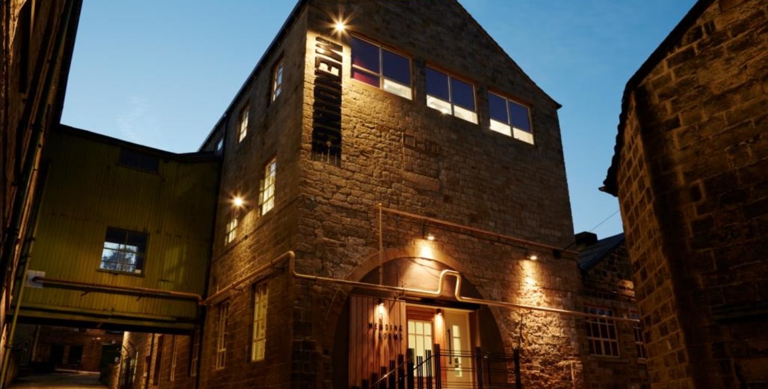 Sunny Bank Mills dates back to 1879 and comprises a range of mill buildings which have been significantly refurbished to provide modern contemporary office, retail and workshop accommodation. 

20 Spinning Mill comprises a high quality first floor of...