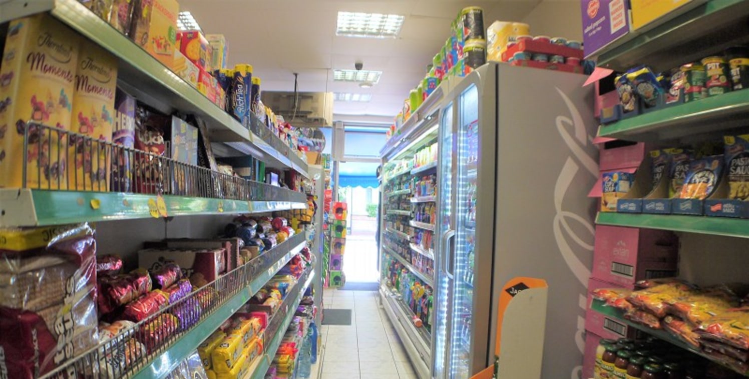 Victor Michael have the pleasure of presenting this commercial unit to the market. This property has plenty to offer including A1 classification.