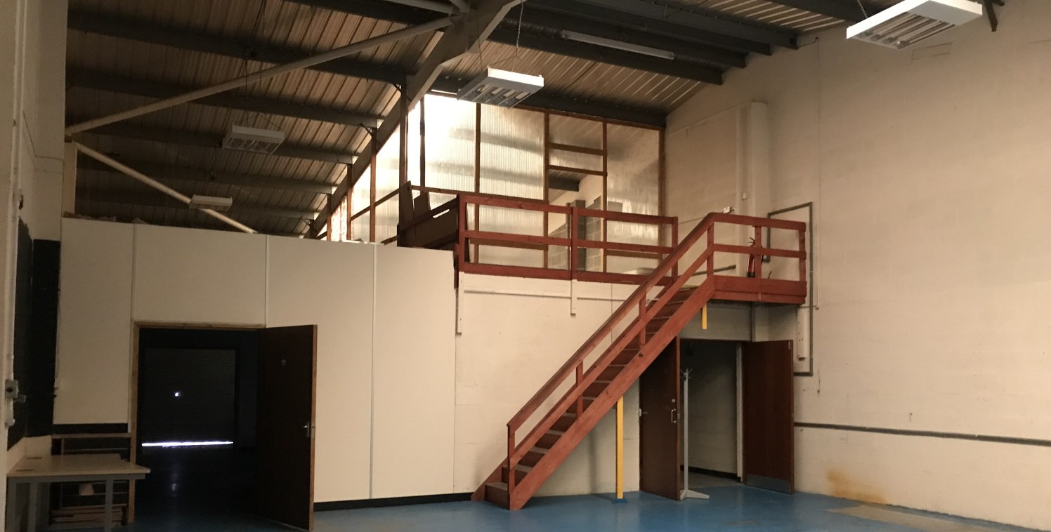 2,003 sq ft unit available

Warehouse with WC, roller shutter and personnel door. 

Plentiful car parking on site.

2,003 sq ft

£12,000 per annum