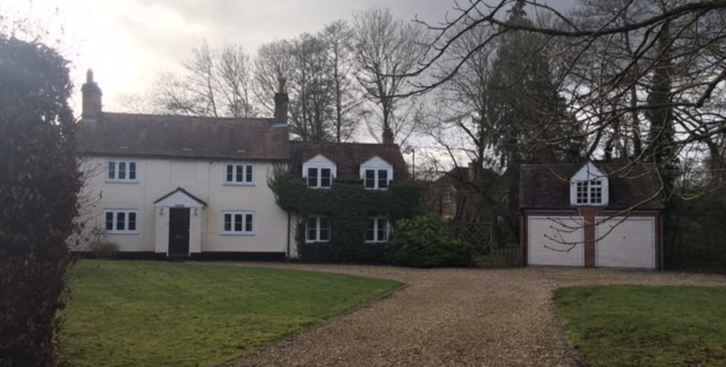 The property comprises a total site area of approx 1.3 acres on which currently stands a steel portal framed building with B1 consent of 6,348 sq. ft. and a 4 bedroom detached cottage.