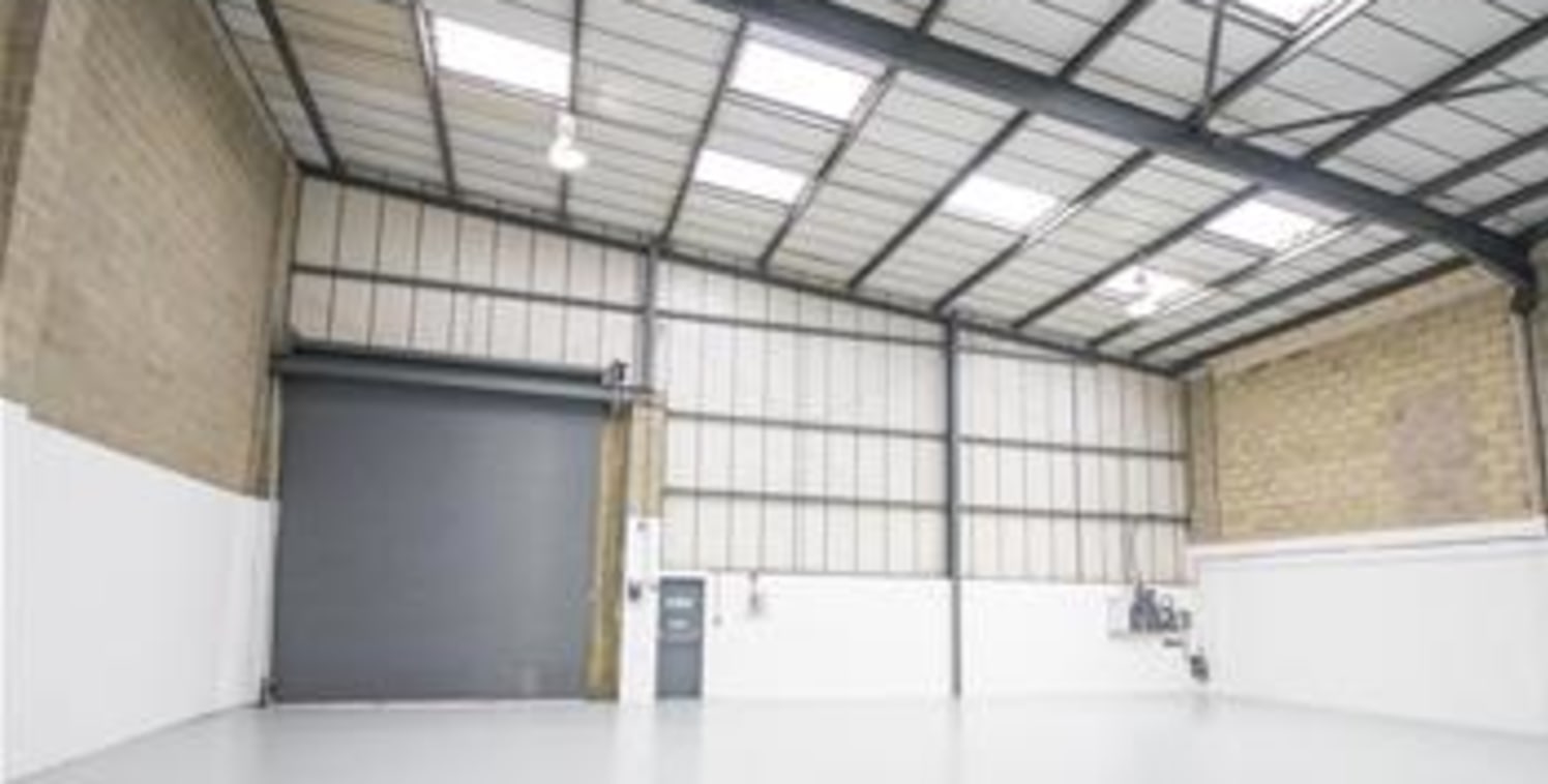 Airlinks Industrial Estate comprises a total of 26 modern warehouse/production units of various sizes ranging from 2,935 to 63,143 sq ft (273 to 5,866 sq m).\n\nUnits 5 is of steel portal frame construction with brick and profile clad elevations, and...