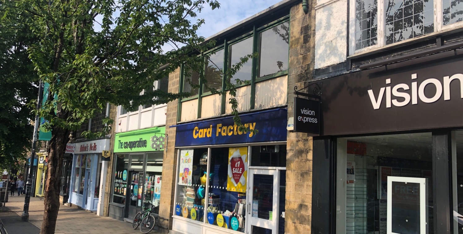 The unit comprises a ground floor retail unit which is well proportioned and has the benefit of a full width prominent shop front. The premises were most recently used for retail use by The Card Factory and would be suitable for a wide variety of ret...