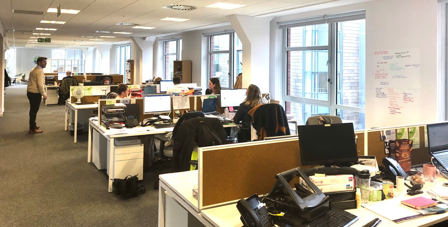 ****** UNDER OFFER ******

Grade A office space constructed 2015 of 6,957 sq ft in Chester city centre. Fully fitted out to a high standard to include meeting rooms, break out area, kitchen, full air conditioning, excellent natural light with floor t...