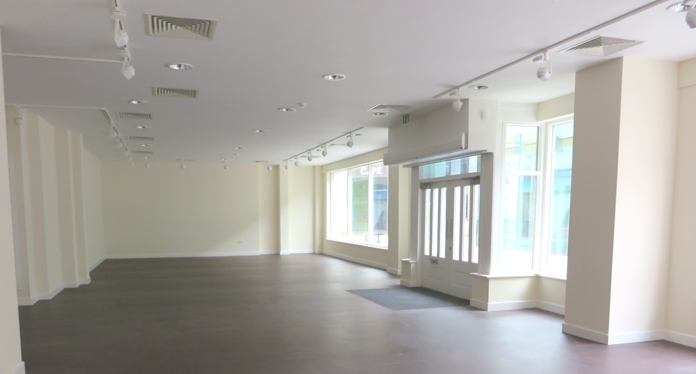 Fitted out to a high standard white box finish, this ground floor unit is adjacent to O2.<br>Close to the entrance to the Penrith New Squares scheme.<br>An excellent opportunity to secure in excess of 2,000 sq ft and be trading in a matter of weeks.<...