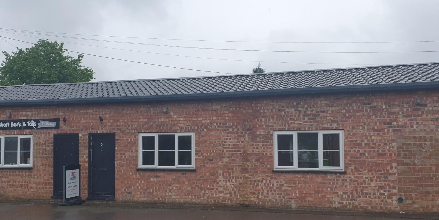 Office In Rural Location With Parking

The office unit at Doddington Park Farm forms part of the converted former farm buildings providing retail, warehouse and office accommodation 

The building is of brick construction, the office has a suspended...