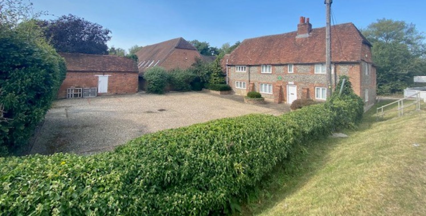 Hambridge Barn

Hambridge Barn comprises a Listed brick built building which is currently arranged as offices over ground and first floor.

The space includes many feature beams with facilities including gas central heating, air cooling, Category 2 l...