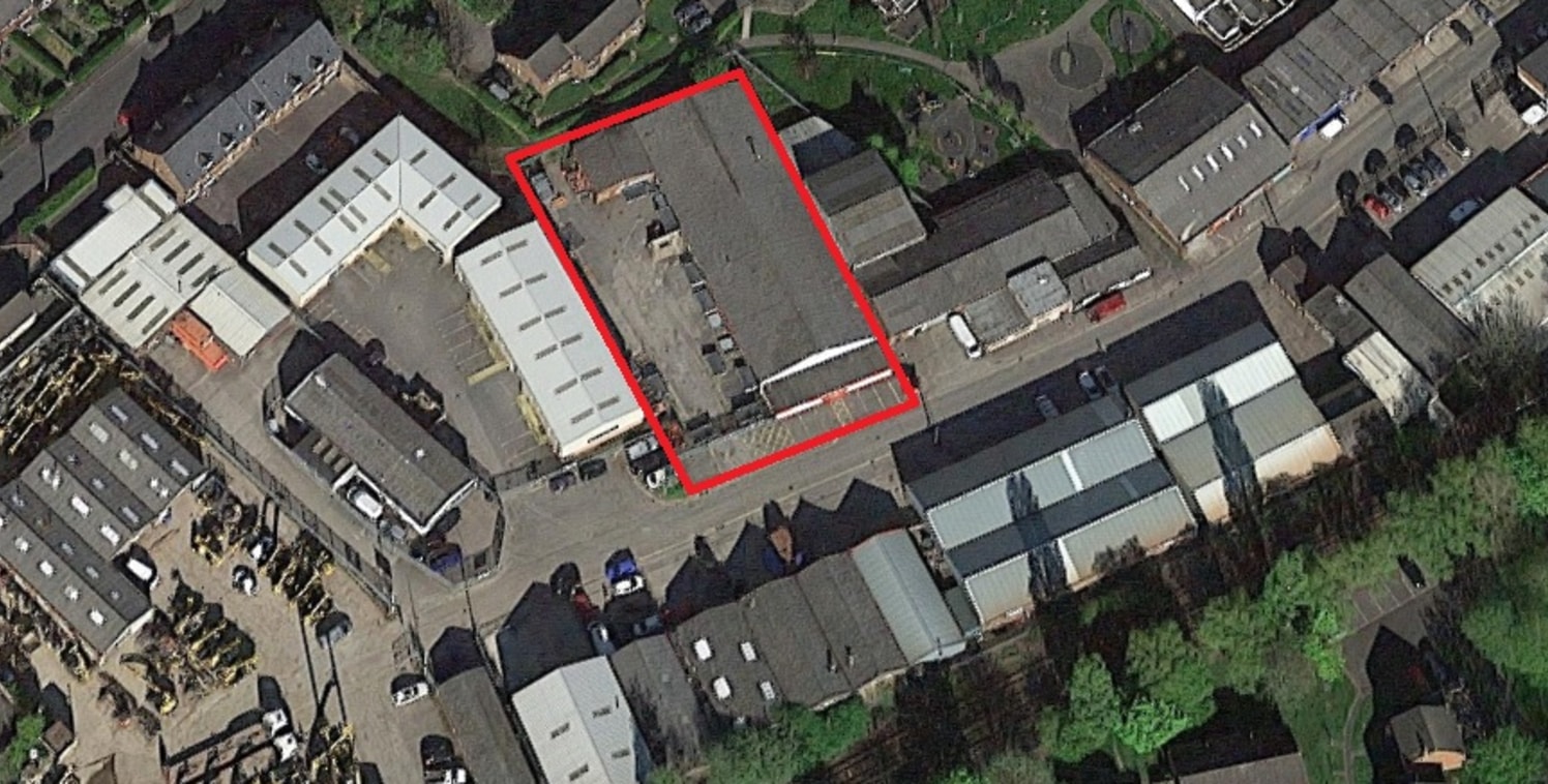 The property comprises an industrial/trade counter unit constructed with a pitched truss roof covered with cement sheet cladding, brick walls and a concrete floor. The warehouse areas benefit from 4no. steel roller shutter loading doors, gas blower h...