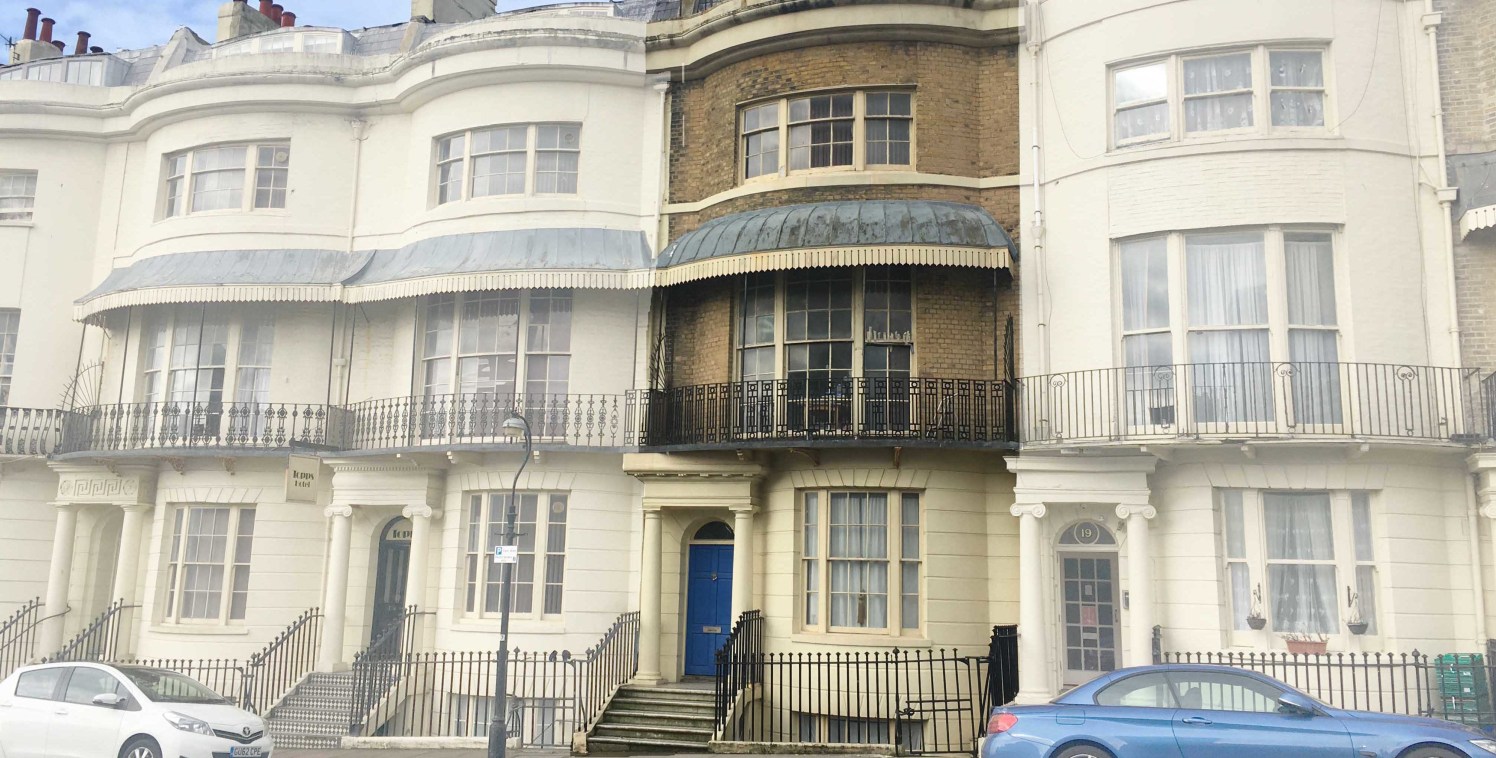 Former Dove Hotel, located in the heart of Brighton 

FOR SALE (3,024 sq ft)