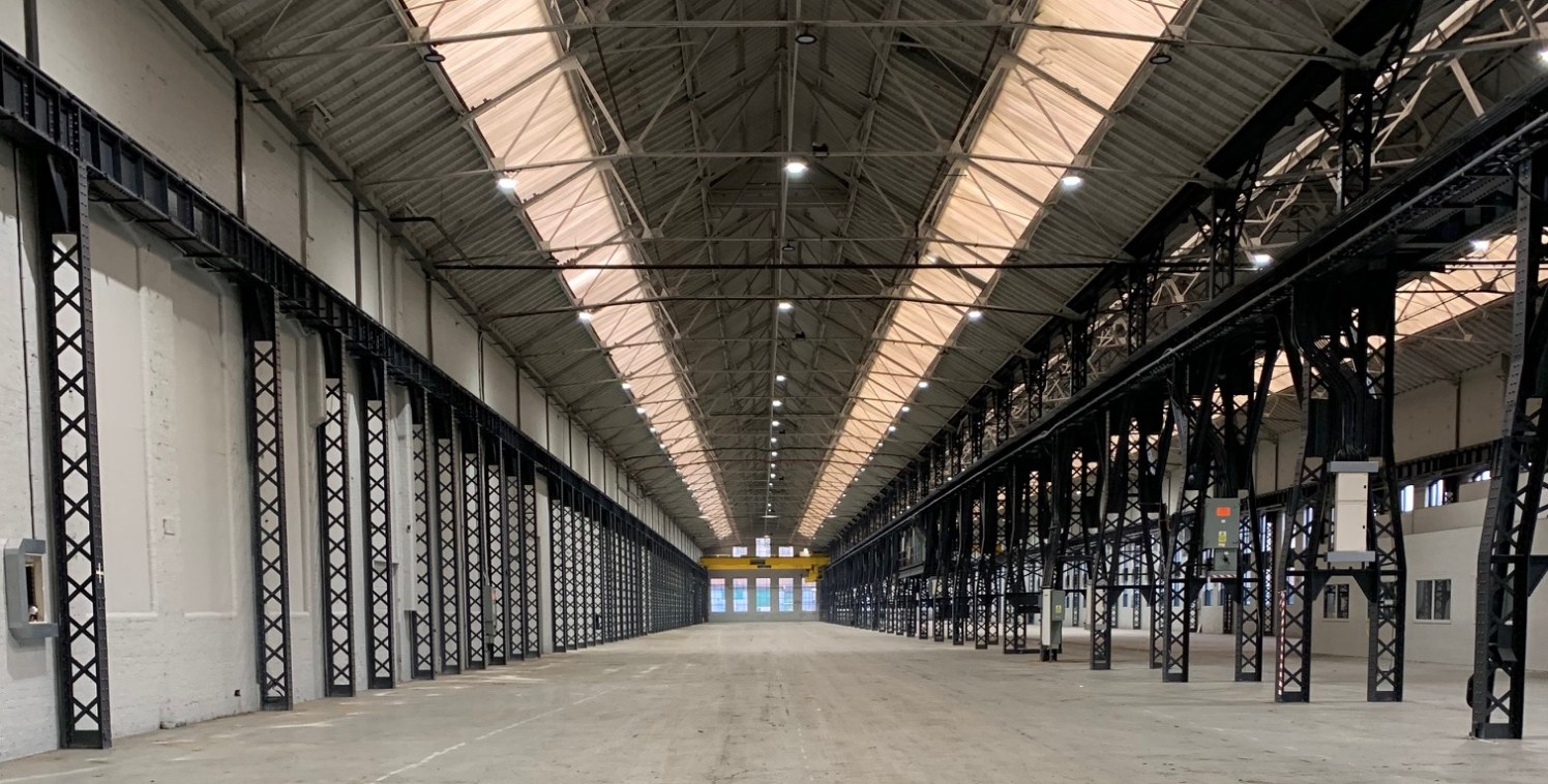 Channel Way comprises a self-contained former manufacturing facility which has been refurbished and benefits from the following features:

-High bay warehouse of brick construction under steel truss roof

-Large power supply available

-Level access...