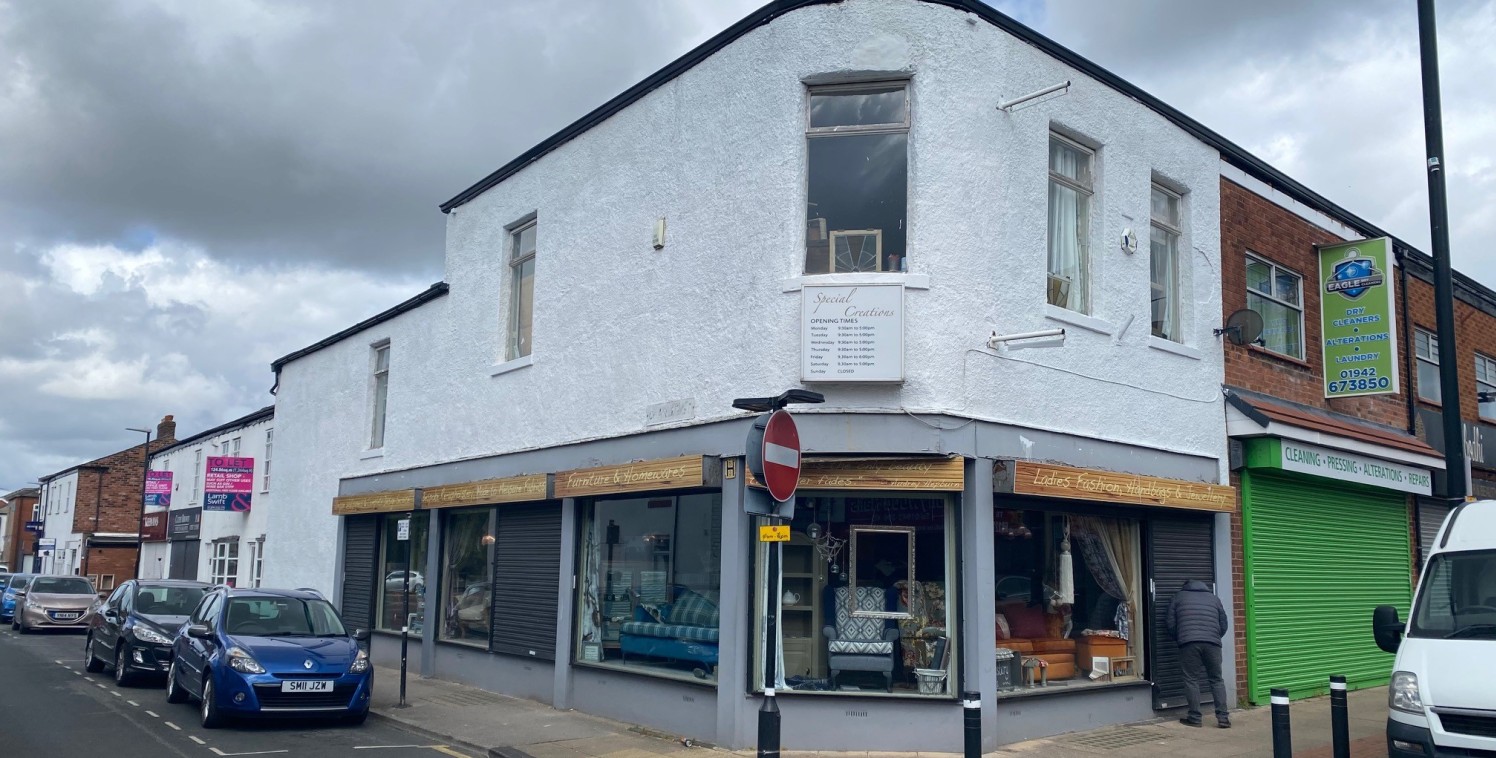 The subject property comprises an extensive two storage, corner retail building of traditional construction extending to approximately 182.92 sq m (1,969 sq ft).

Internally, the property is arranged over ground and first floors providing for majorit...