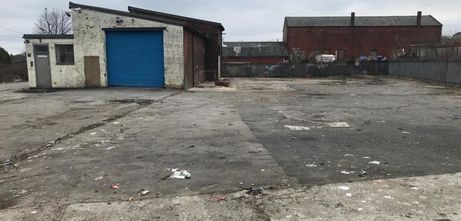 The site is situated at the front of the established Moorfield Industrial Estate. Detached storage unit accessed via a roller shutter door, with the benefit of w.c's and concrete floor. Three phase power is also available. Externally the property ben...