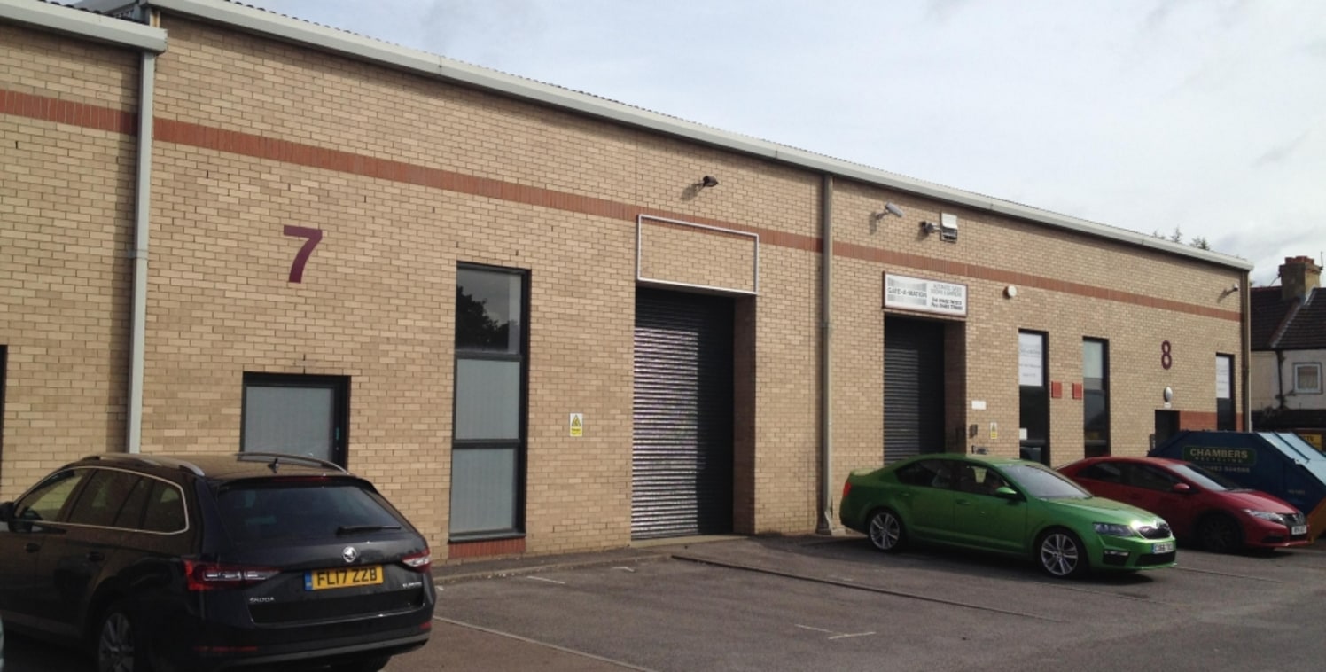 The premises provide modern, high quality industrial business accommodation of 1,541 sq.ft....