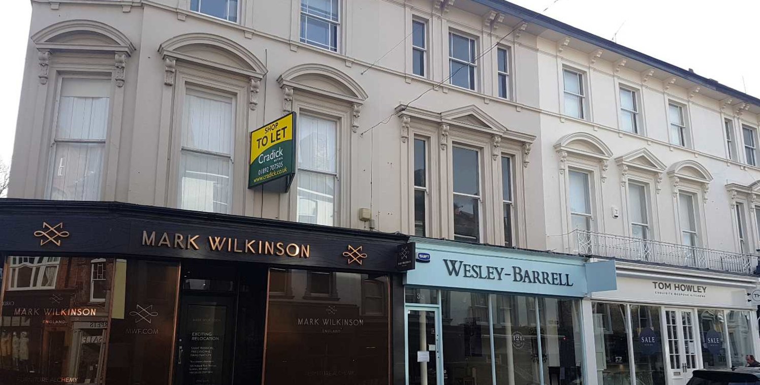 A prominent retail building with an attractive shop front is newly available to purchase. The premises comprise of a large open plan ground floor retail area. There are separate integral staircases to further showroom space, over the lower ground, fi...