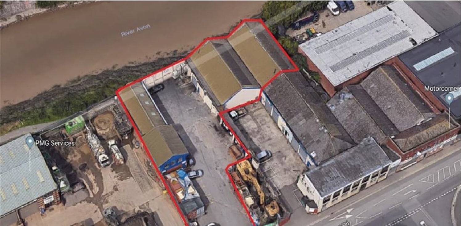 ***2 LARGE INDUSTRIAL UNITS & SECURE OPEN STORAGE YARD***

Opportunity to lease this substantial industrial site of approximately 0.43 acres comprising 2 warehouses/office units of approximately 8,880sqft and a large secure storage yard with private...