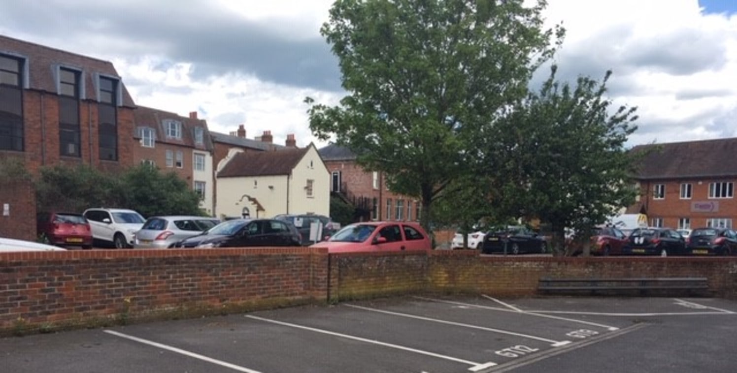 Car Parking space To Let - Newbury Town Centre

Up to 8 parking spaces available. 

There are 4 single spaces available and 2 double spaces (each can house 2 vehicles).

The spaces are white lined and have a tarmac surface.