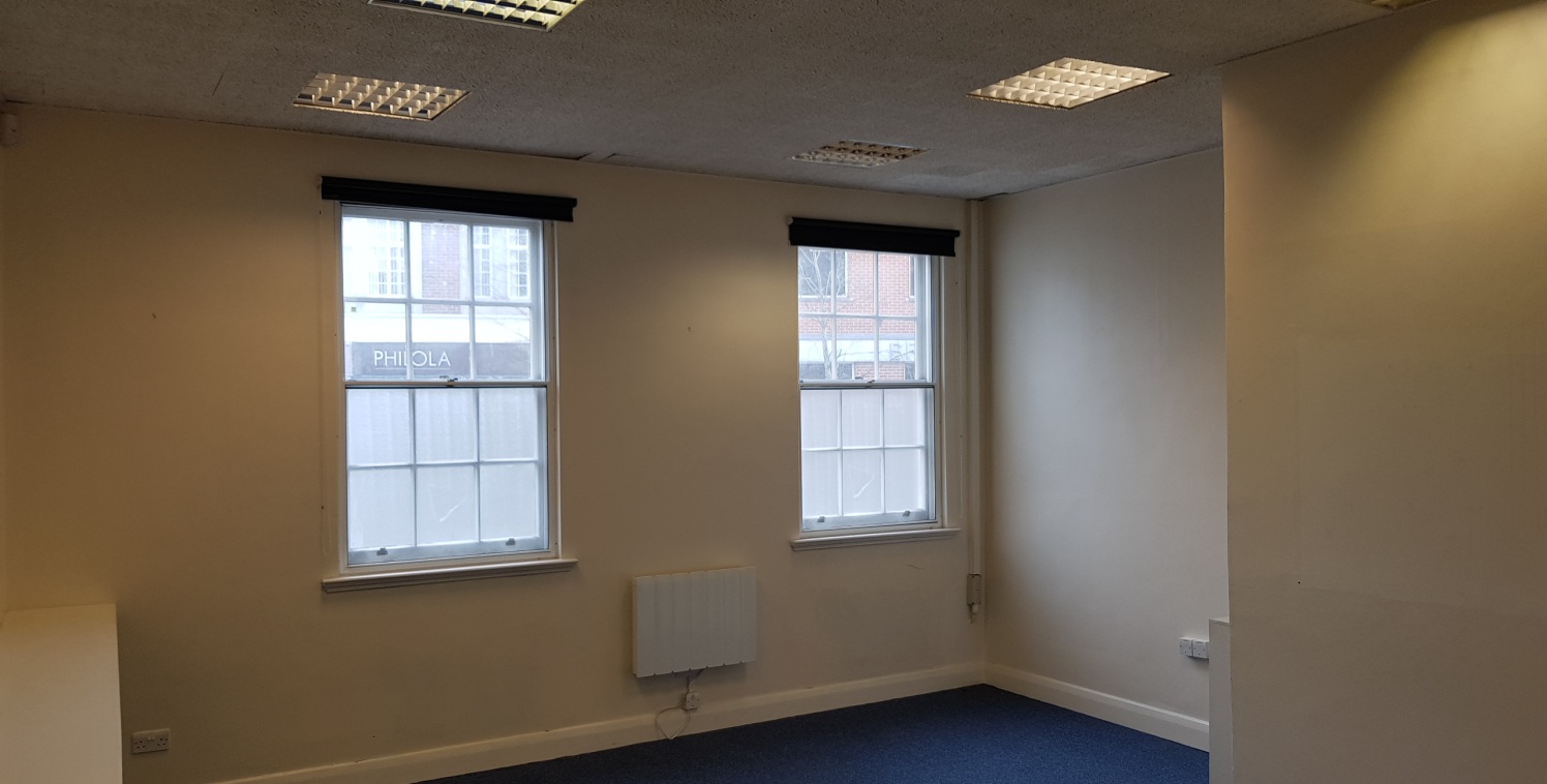 The property, set within a three storey grade 2 listed building comprises ground floor office space, the upper floors having been converted to apartments.

The space has planning consent under application no 18/01985/FUL for two apartments, 1 x 2 bed...