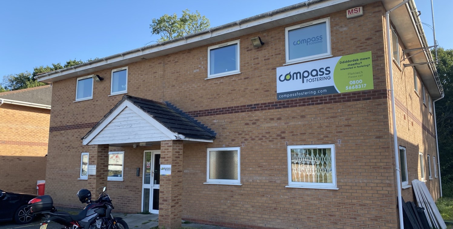 Open plan offices on Wrexham Industrial Estate

3 Blackwood Business park is one of 6 modern offices at the heart of the estate. 

Building 3 provides four lettable rooms.

Room 1 - 763 sq ft - provides 3 rooms

Room 2 - 623 sq ft - open plan

Room 3...