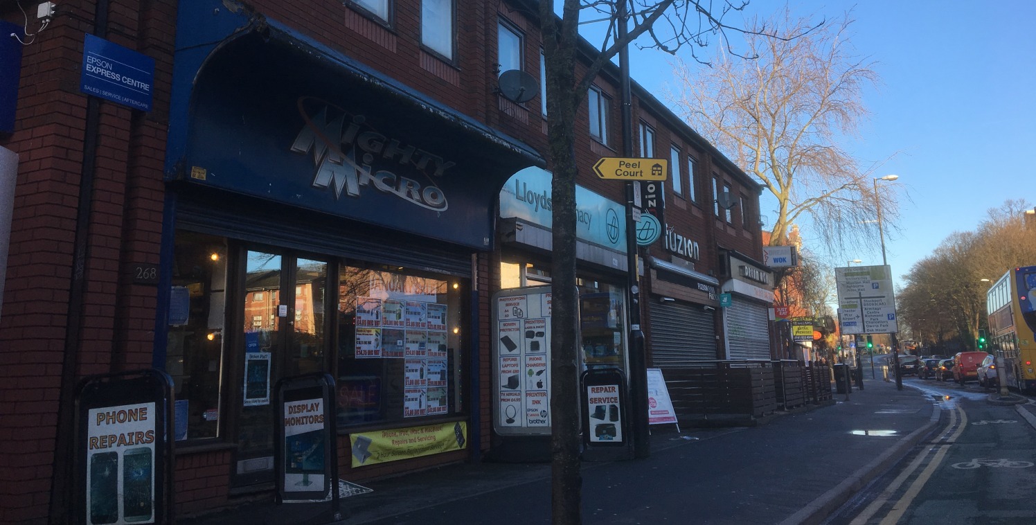 LOCATION

Located on Wilmslow Road, the subject property occupies a prominent roadside position within the popular student suburb, Fallowfield.

The unit is positioned opposing The University of Manchester's Fallowfield Campus and the popular Sainsbu...