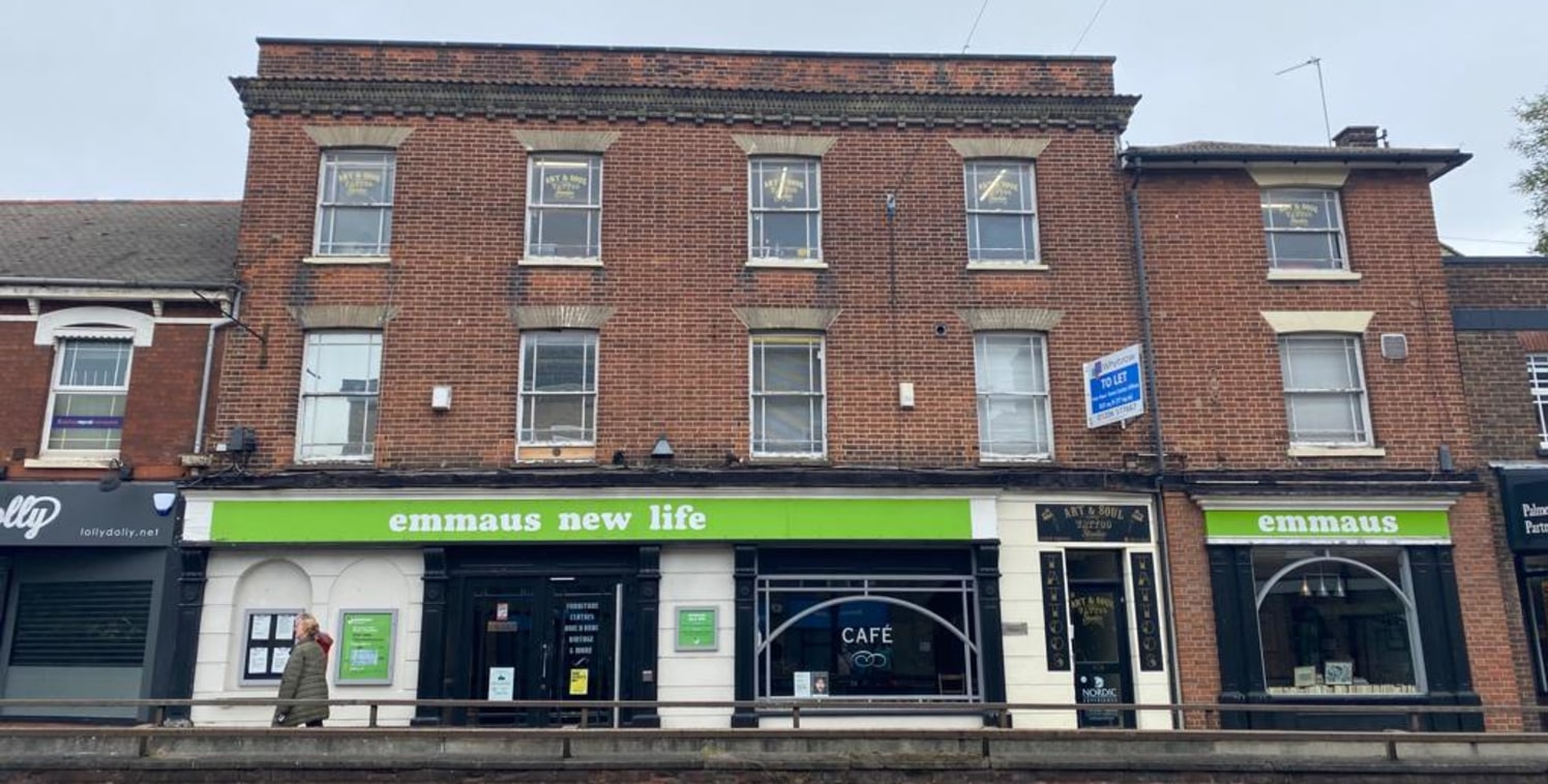 The property has an extended frontage and offers open plan sales, with the potential to divide if necessary, and first floor storage.