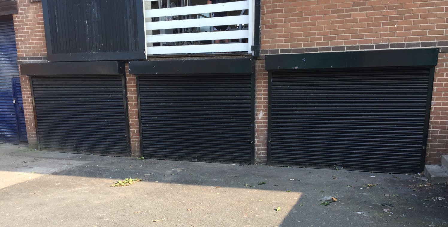 The property briefly comprises a ground floor industrial unit providing self contained workshop/storage accommodation. The unit benefits from three roller shutter doors providing drive in access. 

Services connected to the property include three pha...