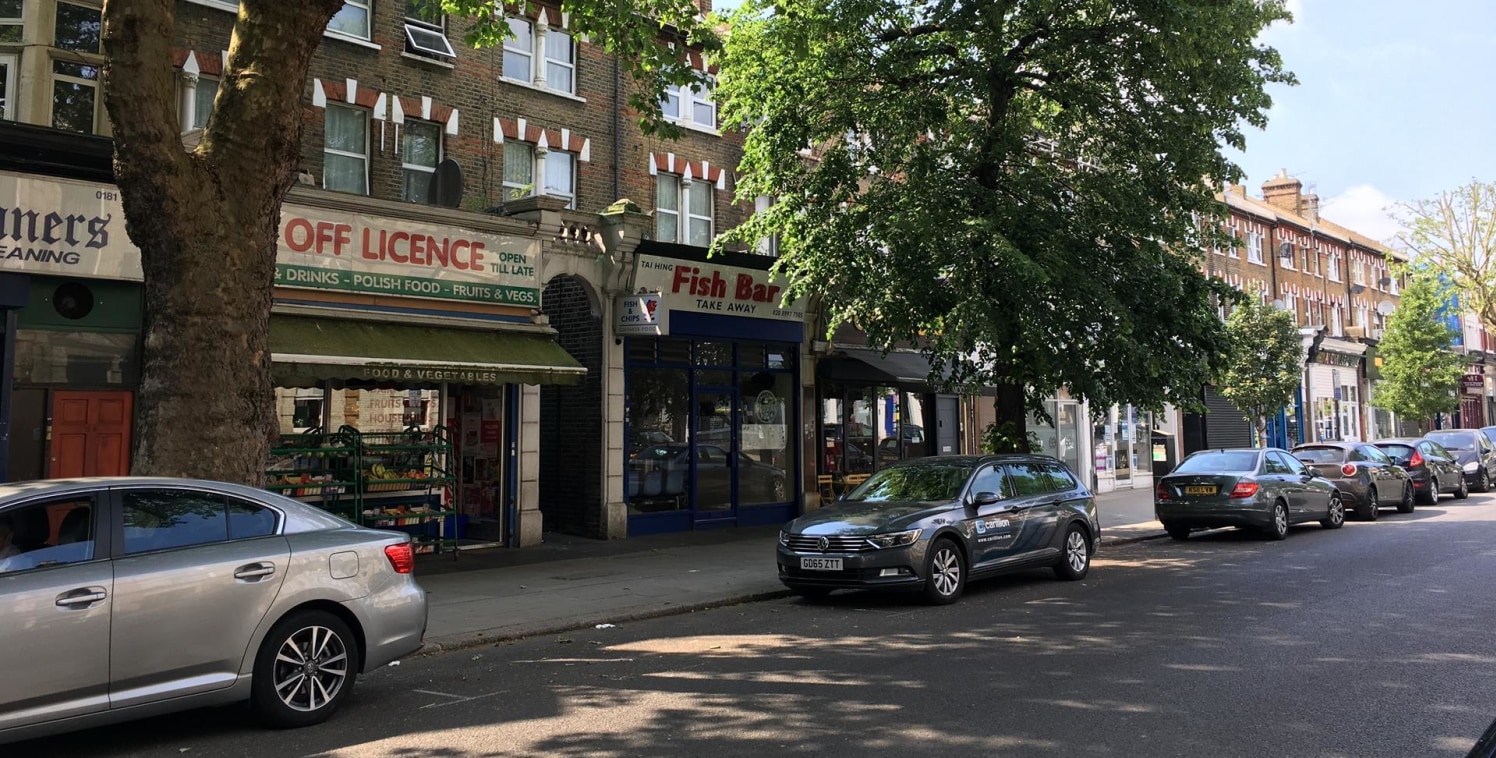 This A3/A5 unit is now available on a new lease, on this busy tree-lined road next to West Ealing Station (Crossrail). For more information please call Rolfe...