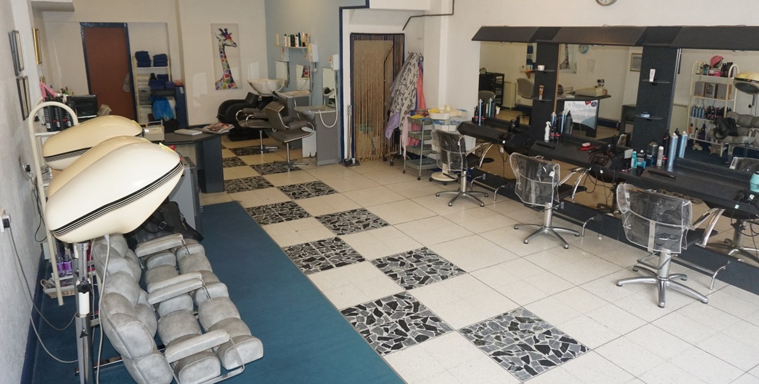 Substantial mid terraced three storey property located in a busy local parade of shops in St Annes traded successfully as a Hairdressers for a number of years and now on the market due to the pending retirement of the vendor. Spacious salon and store...