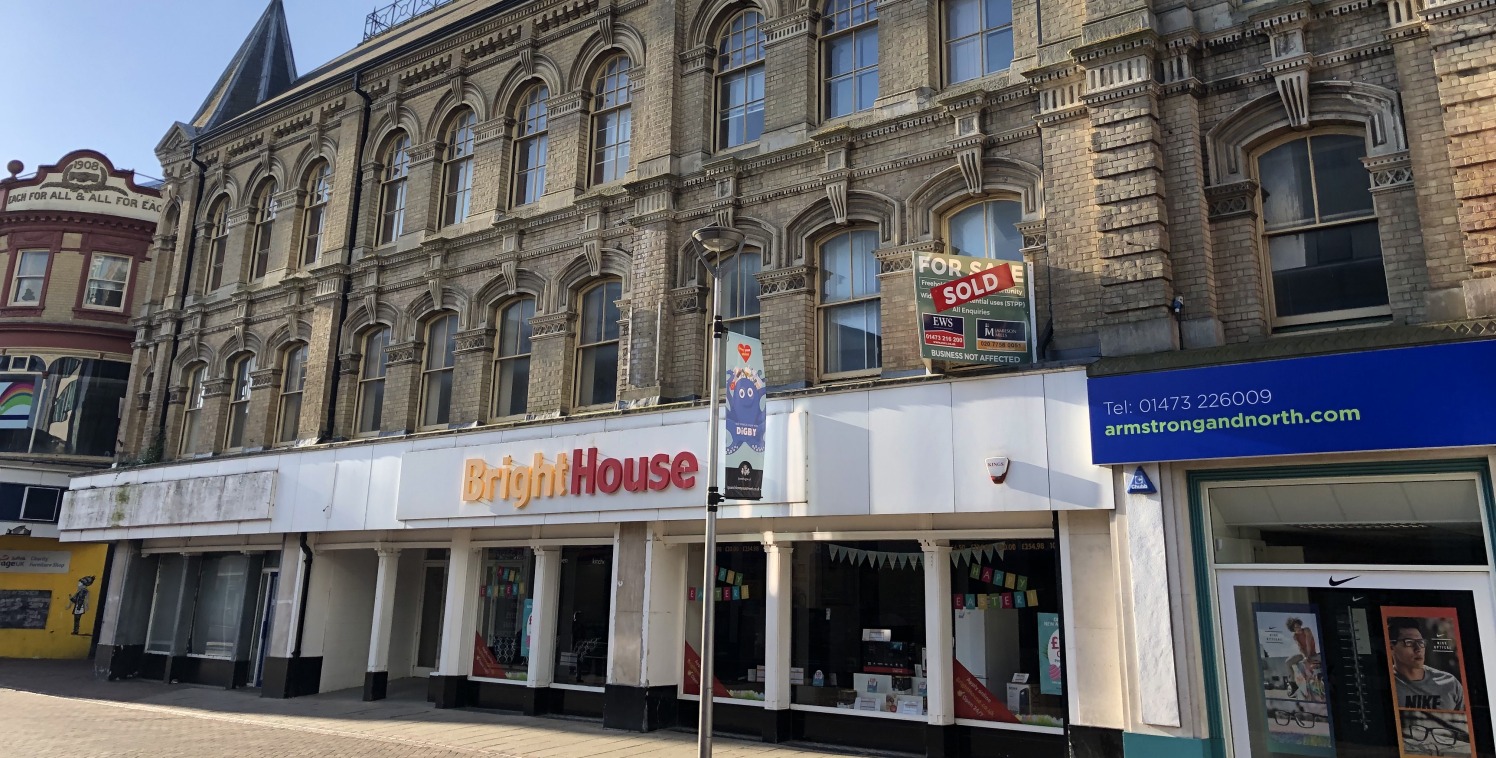 The property is situated in a pedestrianised area on the eastern edge of the town centre close to the junction with Tavern Street and Upper Brook Street. Major occupiers in the vicinity include B&M, Superdrug, Poundland and Card Factory.