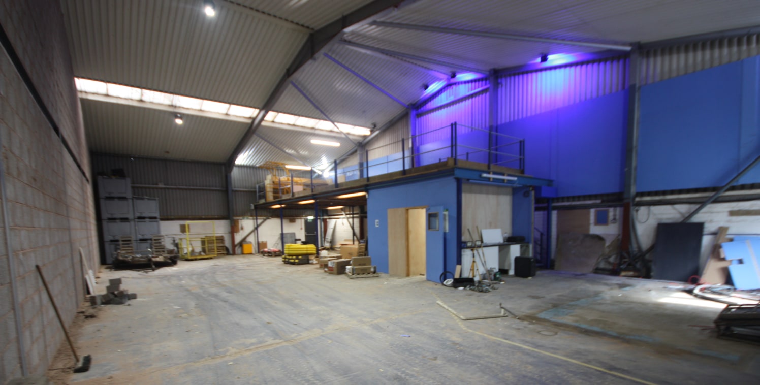 End of terrace Industrial Unit with a G.I.A of 277.77 Sq M (2,989 Sq Ft). Located between Taunton and Wellington. Mezzanine floor of 70.41 Sq M (758 Sq Ft). Side yard with parking for 14/16 vehicles.

LOCATION

The property is located in the hamlet o...