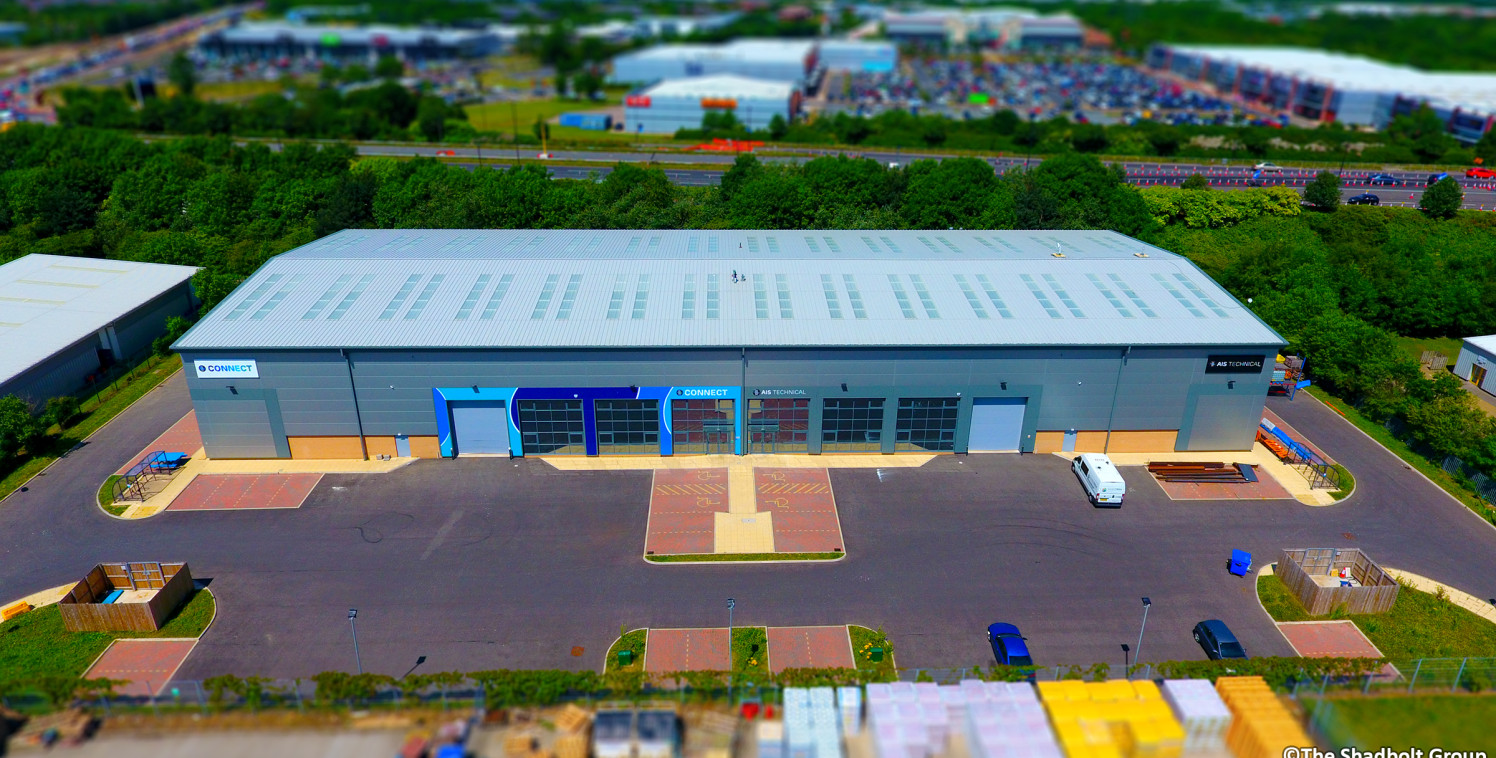 - High bay industrial / warehouse units.

- Includes office / ancillary area with full heating and lighting.

- Minimum 35kn/m2 floor loading.

- Dedicated secure service yards with potential dock loading.

- Designated car parking.