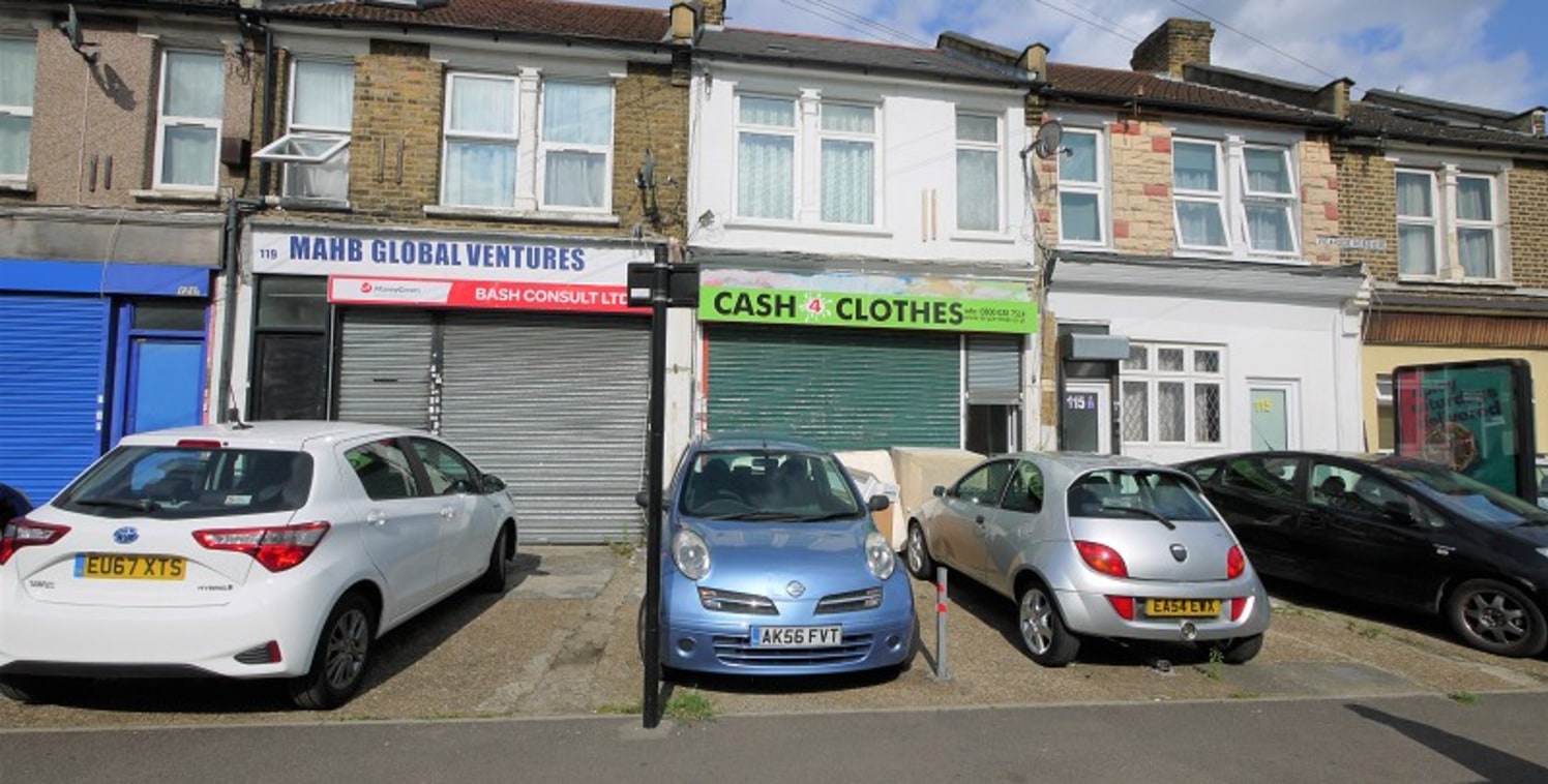 Located on Vicarage Road, Victor Michael have the pleasure of presenting this commercial unit to the market. This property has plenty to offer including A1 classification.