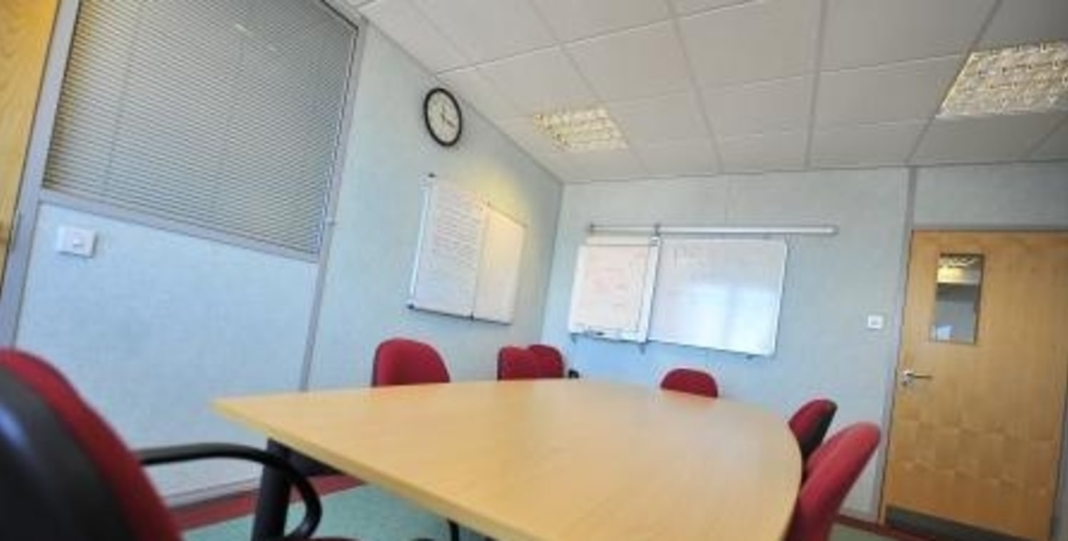 Marshall House is a landmark office block in the heart of Preston city centre.These serviced office suites are located to the fifth floor, located to Ringway within Preston City Centre, adjacent to the City's Courthouse, Market Street multistrorey an...