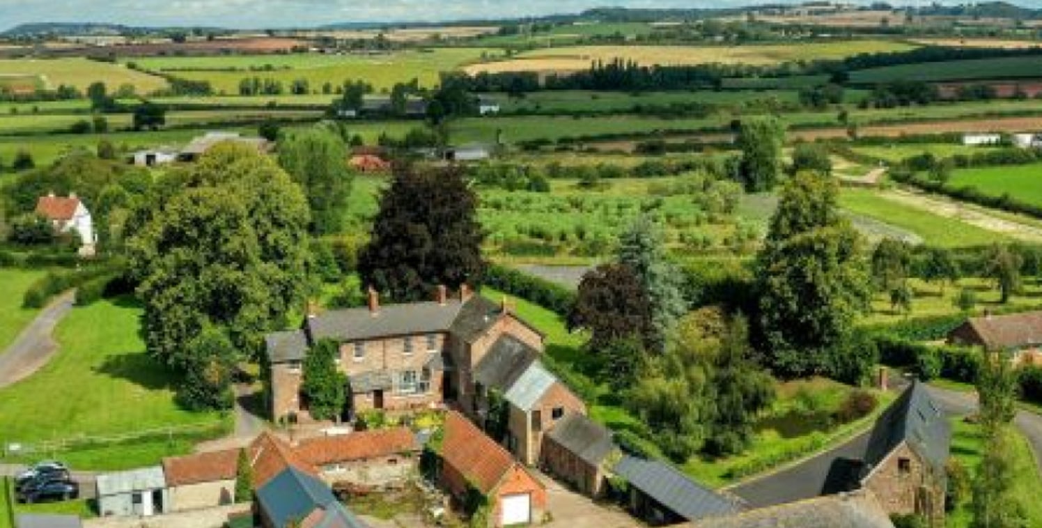 A substantial detached period farmhouse in a convenient rural location. There are a range of traditional outbuildings with planning consent for conversion to residential use for up to 8 dwellings to include an already converted Granary providing exce...