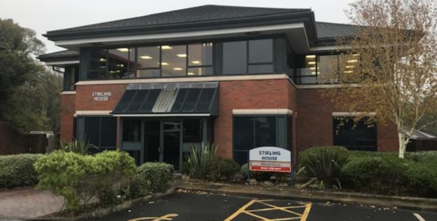 A high quality refurbished ground floor storey office suite benefiting from the following specification:<br><br>- Predominantly open plan space<br>- Perimeter trunking<br>- Full double glazing<br>- Reception area with WC and cleaner's store<br>- Susp...