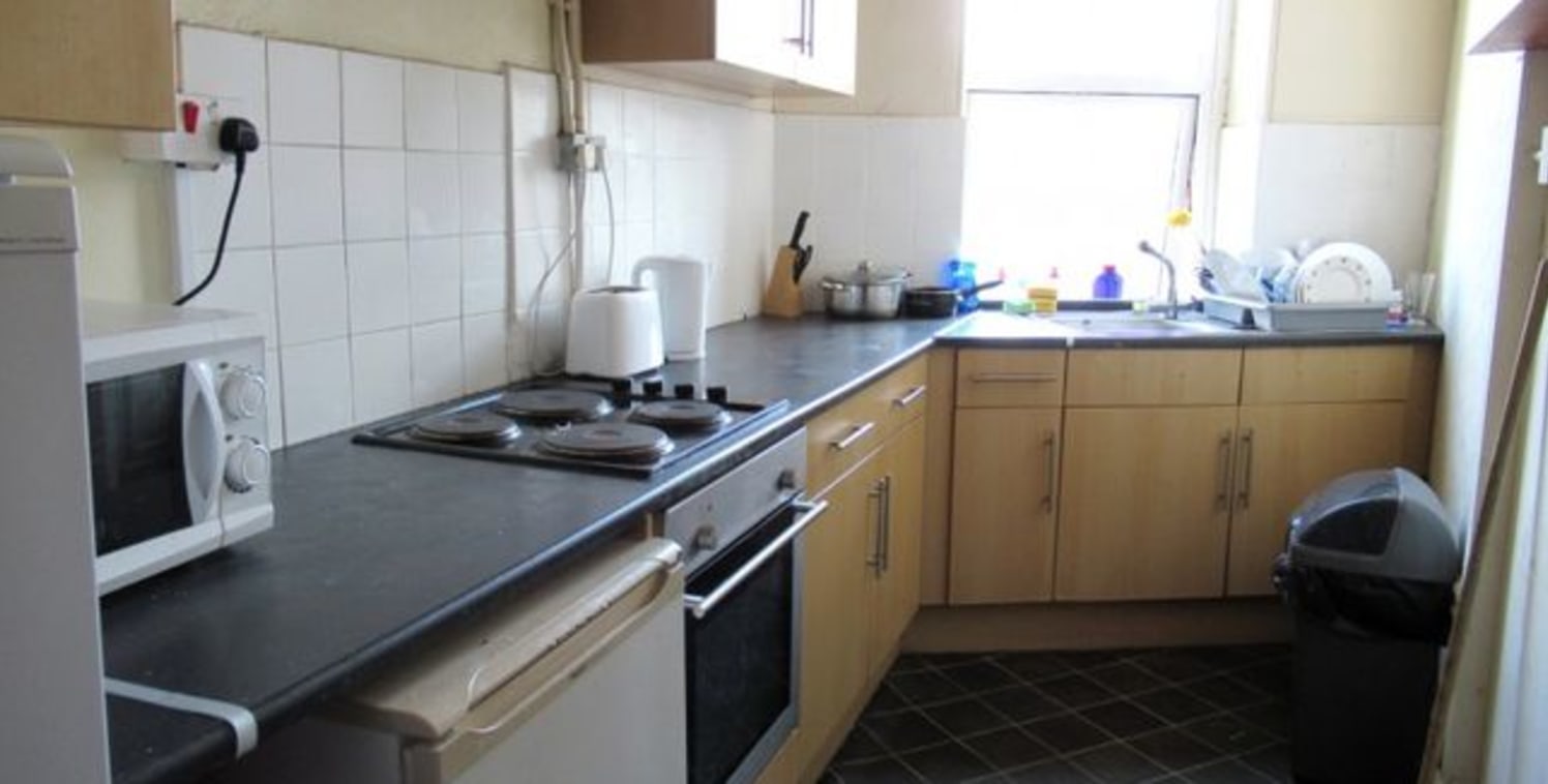 Location:The premises are situated in Marsh Lane, in Preston, Lancashire located in the heart of this University City of central Lancashire. Just a few minutes' walk from the University and on the doorstep for the railway station and main Fisherga...