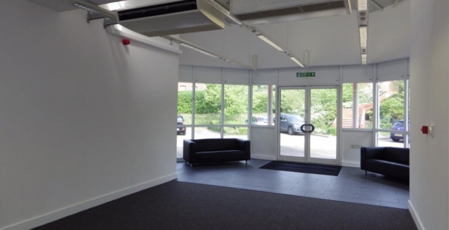 First floor office space in business park location - to be refurbished to requirements. (44 car spaces)