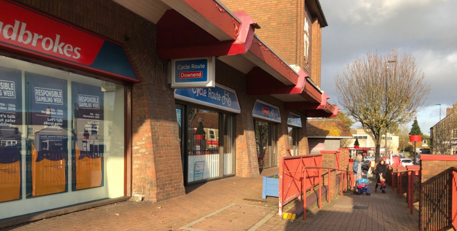 <p>Anchored by the Co-operative supermarket, the property is located at the top of the main shopping parade, on a raised level which provides greater prominence.</p><ul>

<li class="p1">Prominent retail unit</li>

<li class="p2">To be refurbished</li...