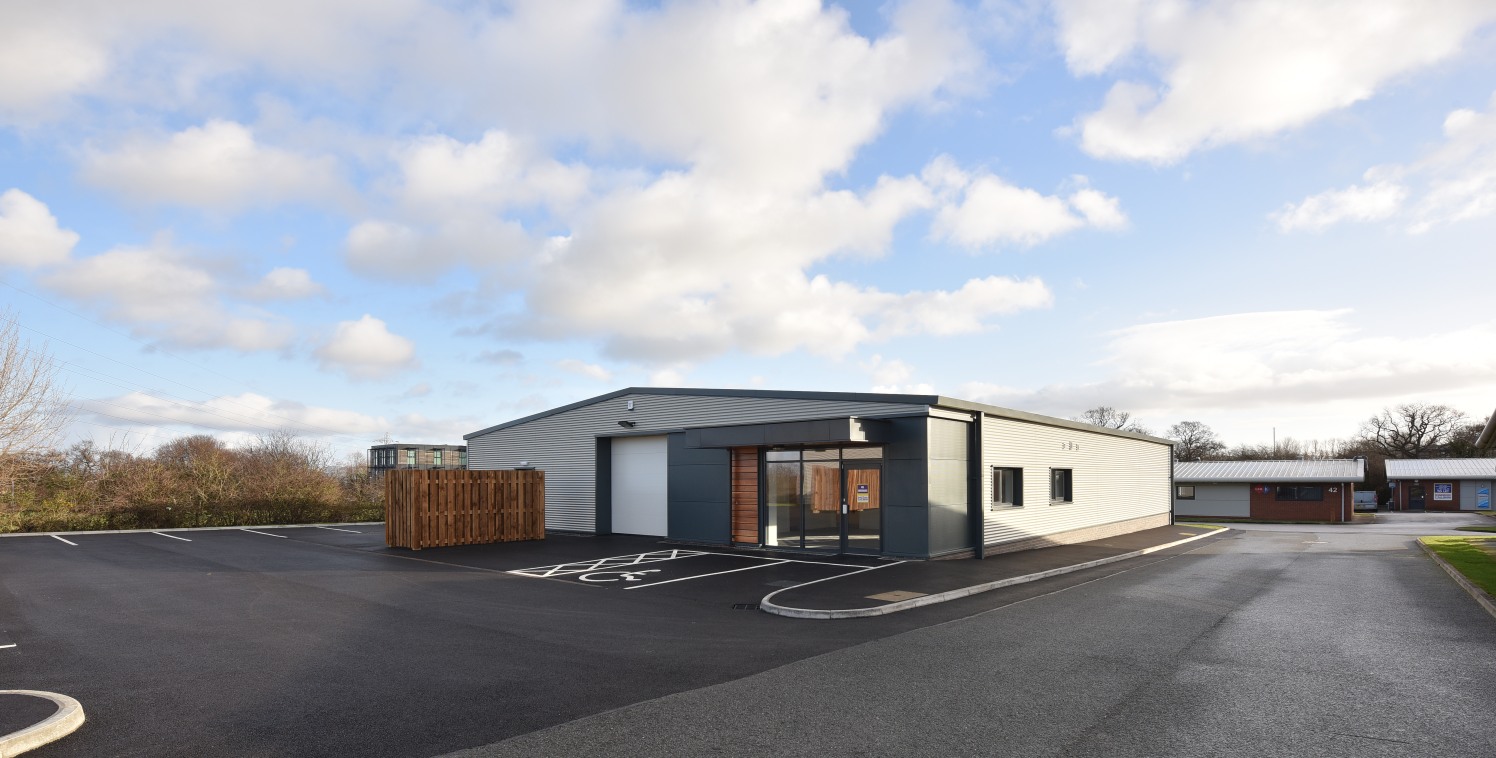 New detached business premises suitable for adapting to offices, laboratory and hi-tech industrial space.

2,412 sq ft

Leasehold £24,000 p.a.

Insurance - £1,437 p.a.